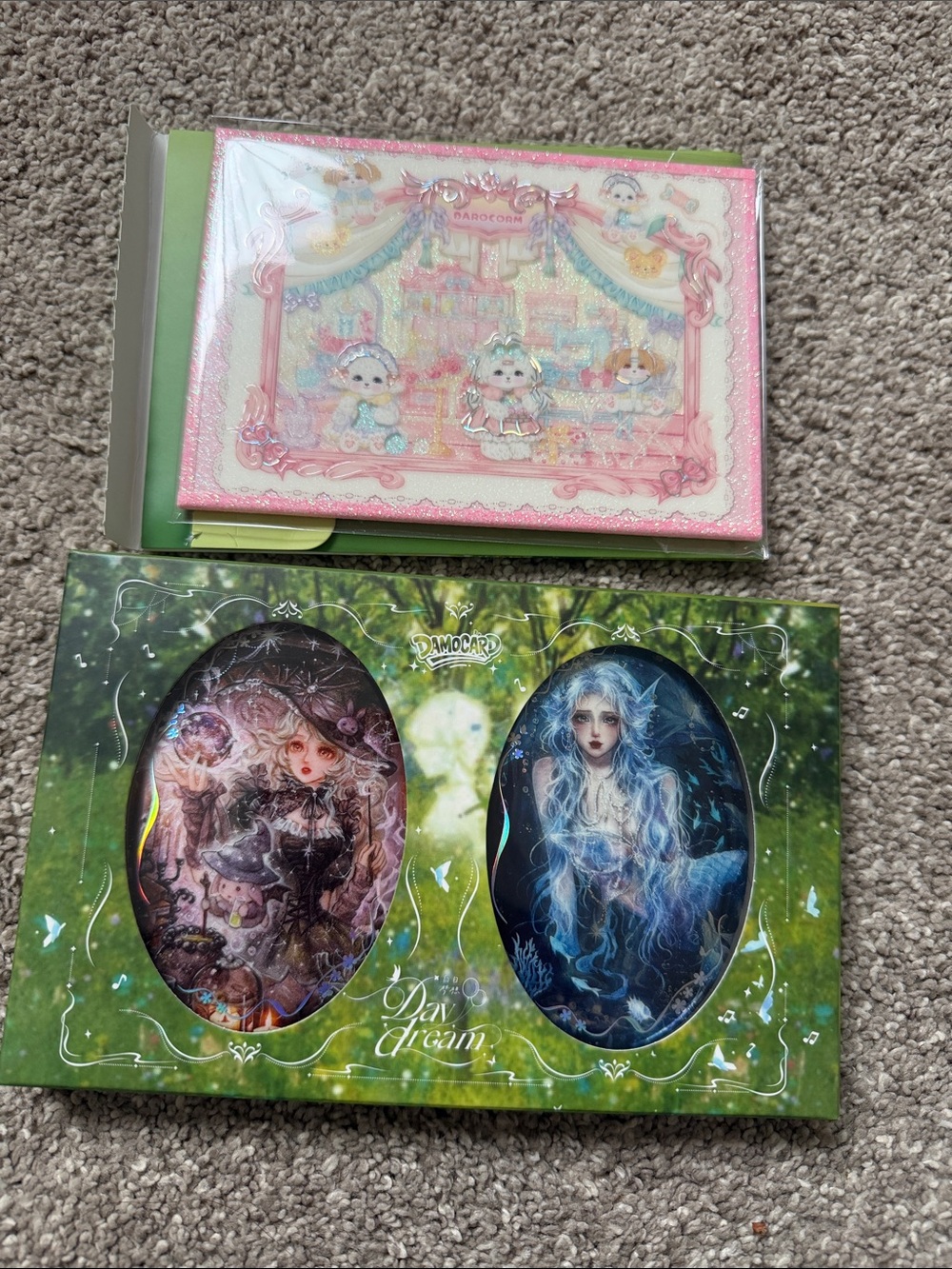 Day Dream collectible cards prize: pin badges * 2, shikishi / illustration board